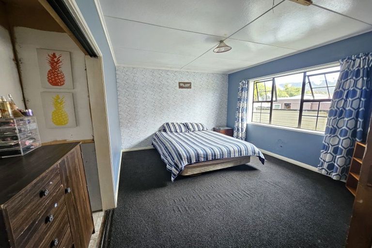 Photo of property in 59 Inverness Street, Dunollie, Runanga, 7803