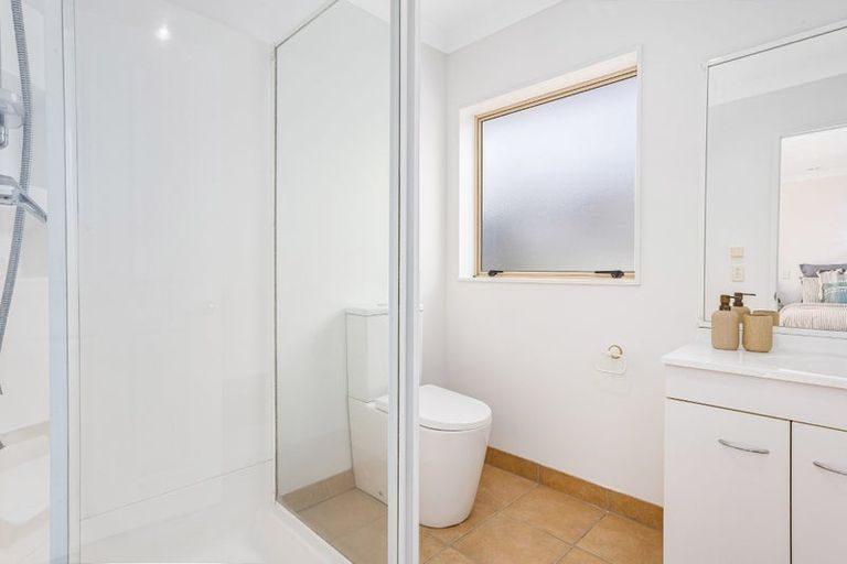 Photo of property in 2 Terry Lane, Paraparaumu Beach, Paraparaumu, 5032