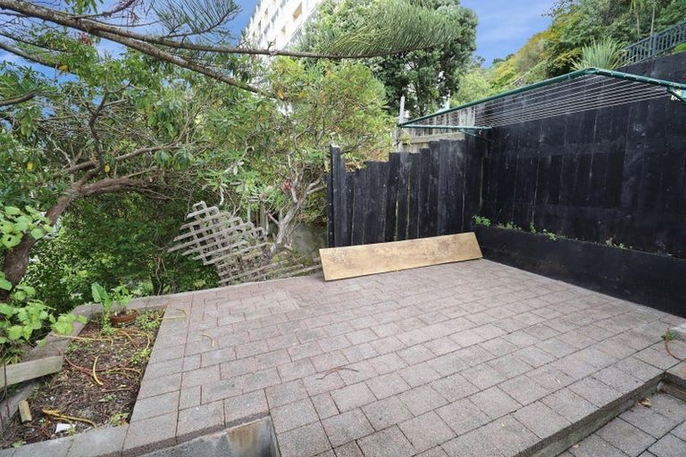 Photo of property in 1 Maurice Terrace, Te Aro, Wellington, 6011