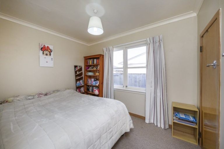 Photo of property in 5 Sheffield Street, Awapuni, Palmerston North, 4412