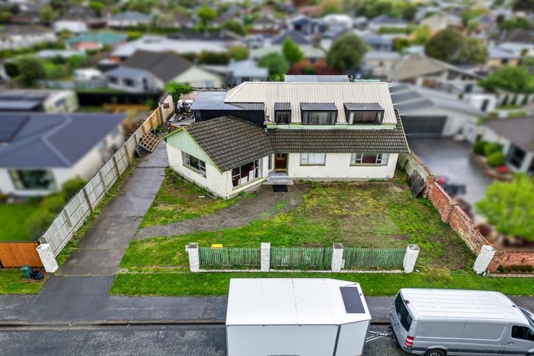 Photo of property in 117 Oakhampton Street, Hornby, Christchurch, 8042