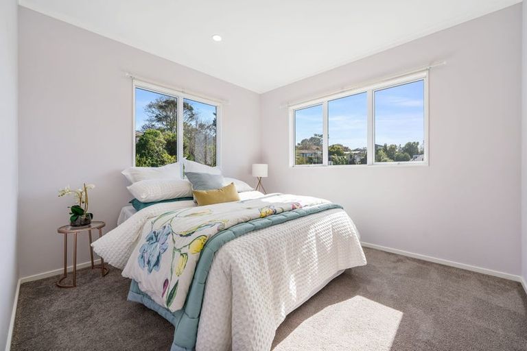 Photo of property in 3/433a East Coast Road, Mairangi Bay, Auckland, 0630