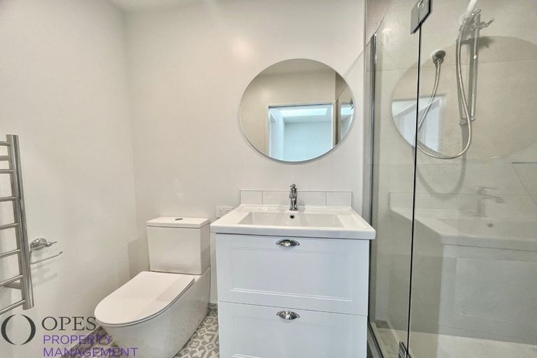 Photo of property in 2/40 New Brighton Road, Shirley, Christchurch, 8061