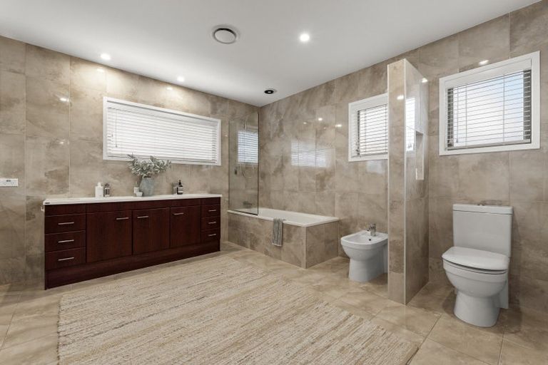 Photo of property in 19 Manuwai Drive, Matua, Tauranga, 3110