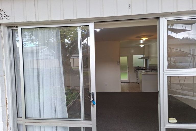 Photo of property in 1/57a Wallace Road, Papatoetoe, Auckland, 2025