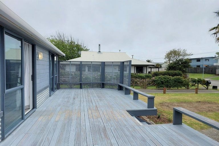 Photo of property in 40a Simpson Road, Papamoa Beach, Papamoa, 3118