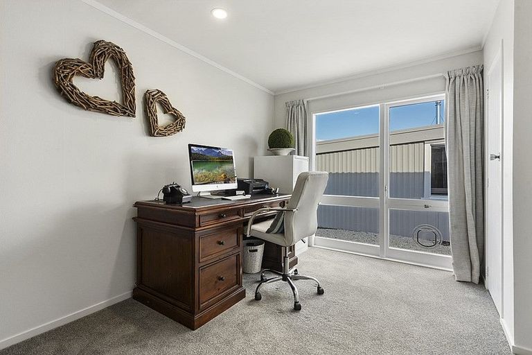 Photo of property in 4 Hookey Drive, Te Puke, 3119