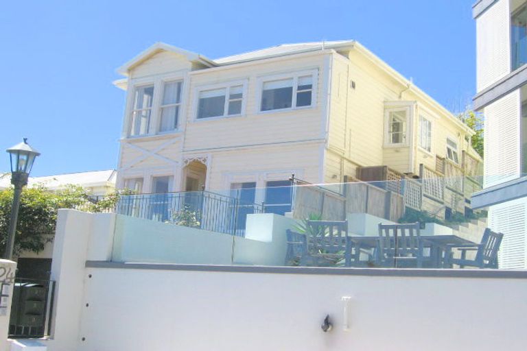 Photo of property in 24 Telford Terrace, Oriental Bay, Wellington, 6011