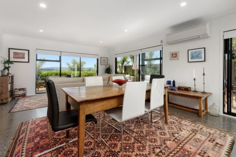 Photo of property in 33 Benmore Crescent, Pyes Pa, Tauranga, 3112