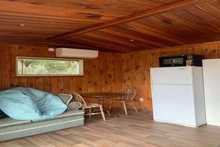 Photo of property in 1665 Matapouri Road, Matapouri, Whangarei, 0173