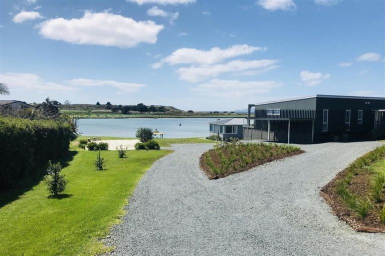 Photo of property in 249 Cove Road, Waipu, 0582