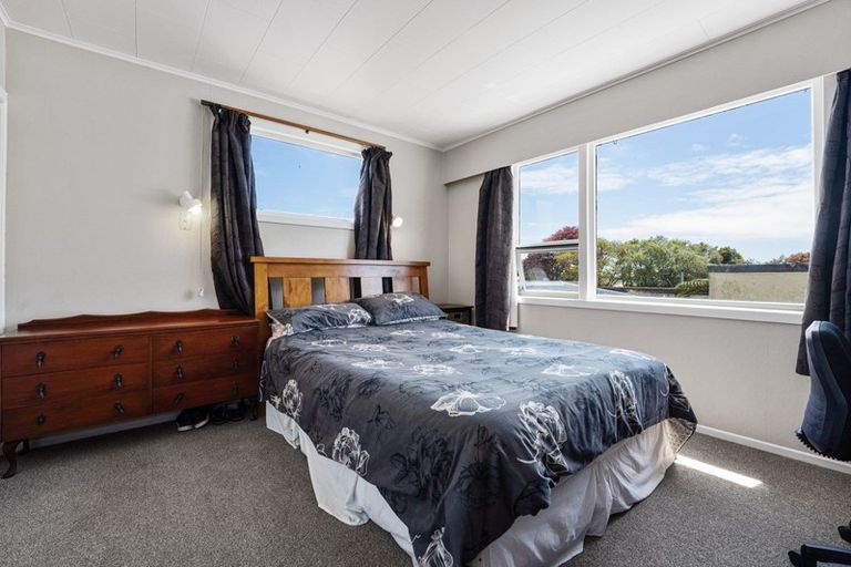 Photo of property in 6a Broadmore Street, Vogeltown, New Plymouth, 4310