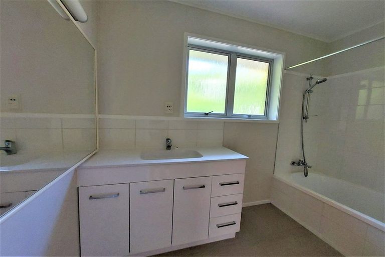 Photo of property in 17 Sunnyhills Avenue, Glenview, Hamilton, 3206