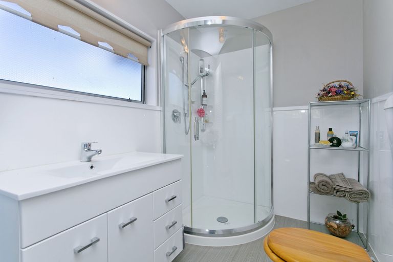 Photo of property in 43 Birch Street, Hilltop, Taupo, 3330