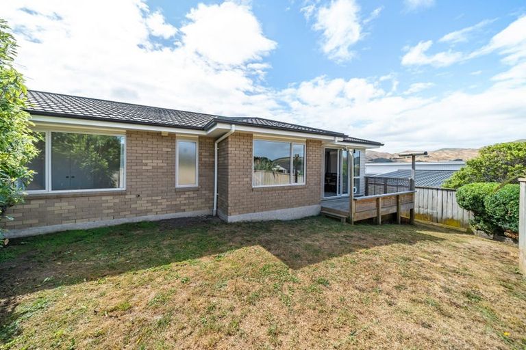 Photo of property in 103 Te Puia Drive, Aotea, Porirua, 5024