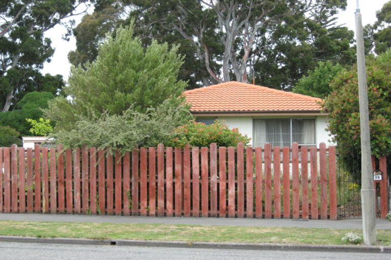 Photo of property in 26 Kawau Crescent, Bromley, Christchurch, 8062