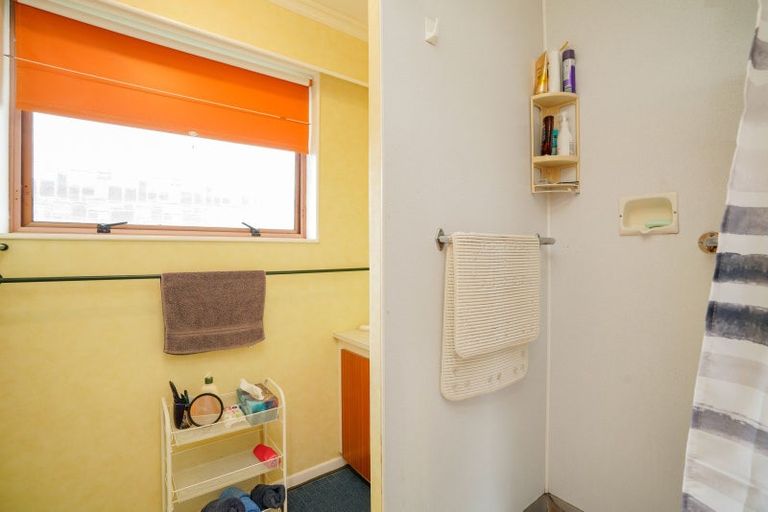 Photo of property in 9 Cheyne Street, Windsor, Invercargill, 9810