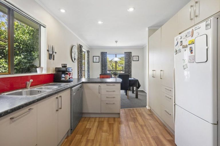 Photo of property in 33 Discovery Drive, Whitby, Porirua, 5024