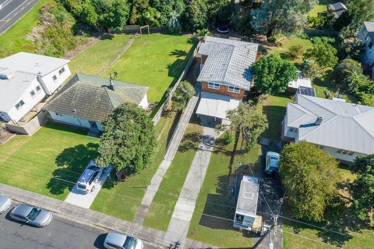 Photo of property in 4 Montgomery Avenue, Belmont, Auckland, 0622