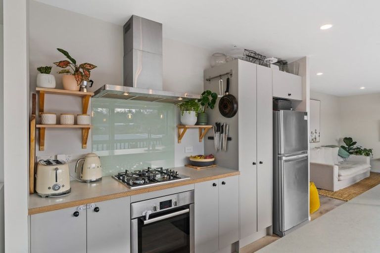 Photo of property in 16 Kahu Drive, Mangawhai, 0505