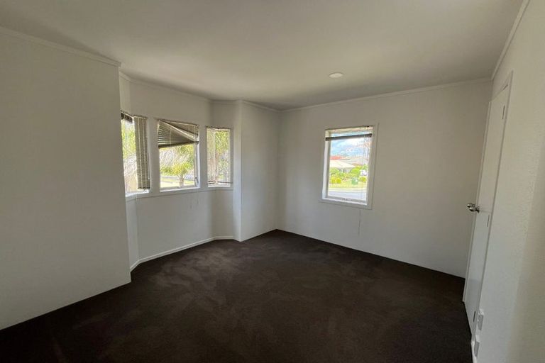 Photo of property in 6/137 Lakeside Drive, Orewa, 0931