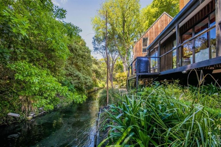 Photo of property in 88c Clyde Road, Ilam, Christchurch, 8041