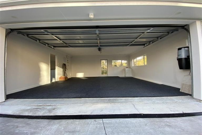 Photo of property in 29e Greenhithe Road, Greenhithe, Auckland, 0632