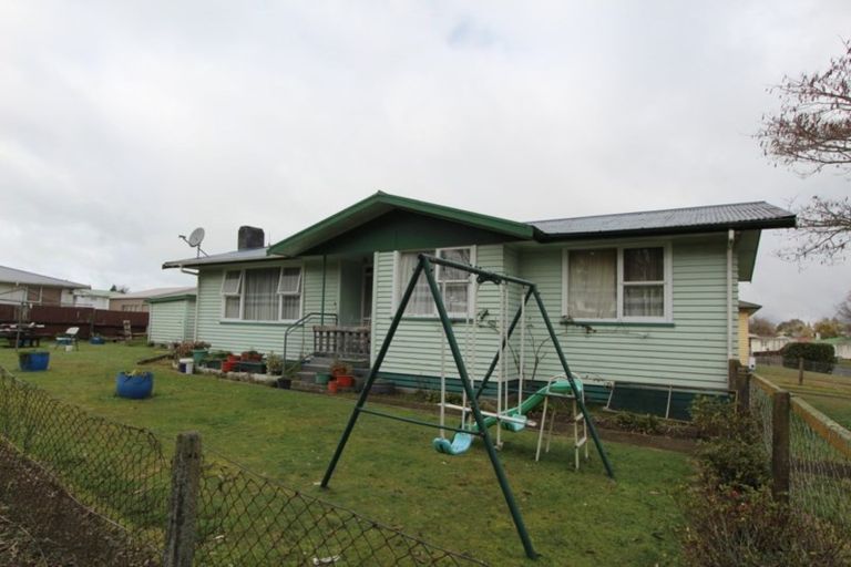 Photo of property in 1 Saint Andrews Drive, Tokoroa, 3420