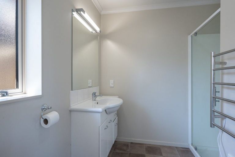 Photo of property in 1 Woodstock Place, Stoke, Nelson, 7011