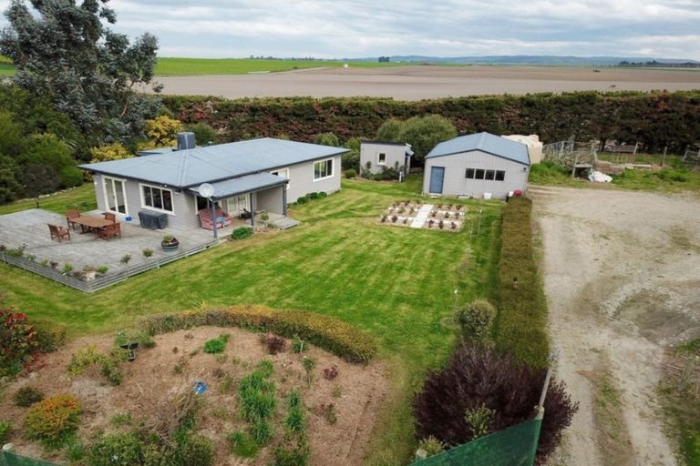 Photo of property in 274 Mcnamaras Road, Waimate, 7979