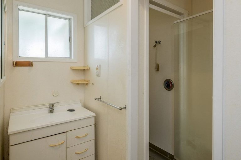 Photo of property in 3a Buckley Grove, Paraparaumu, 5032