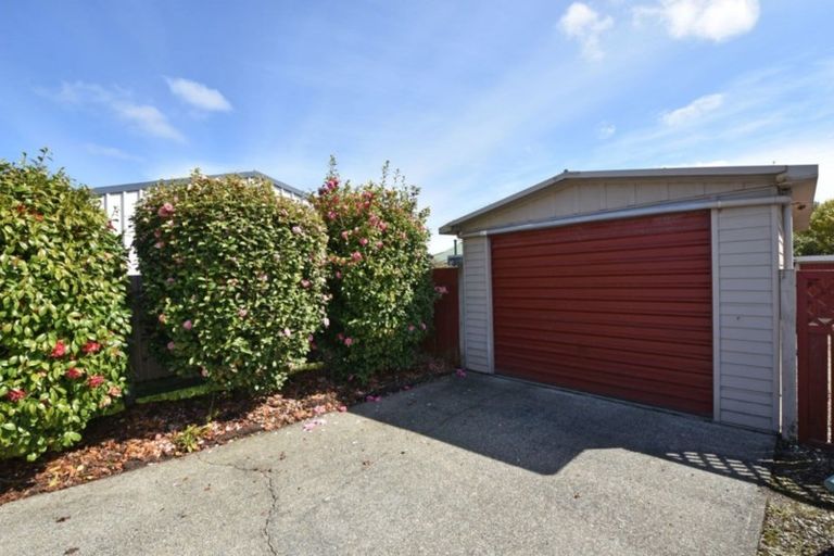 Photo of property in 14 Hamilton Street, Strathern, Invercargill, 9812