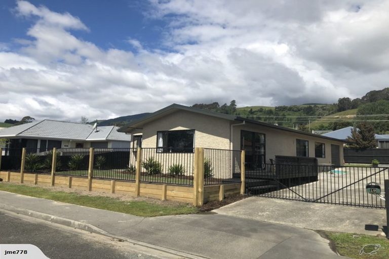 Photo of property in 19 Vining Crescent, Stoke, Nelson, 7011