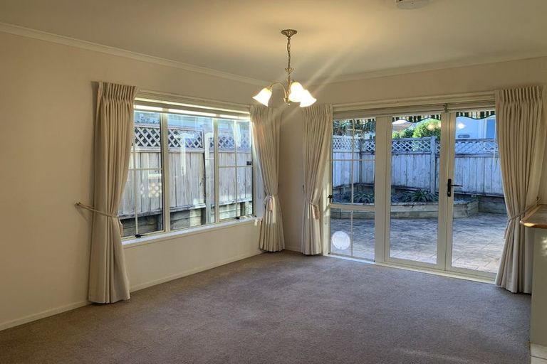 Photo of property in 2 Kinloch Drive, Bethlehem, Tauranga, 3110