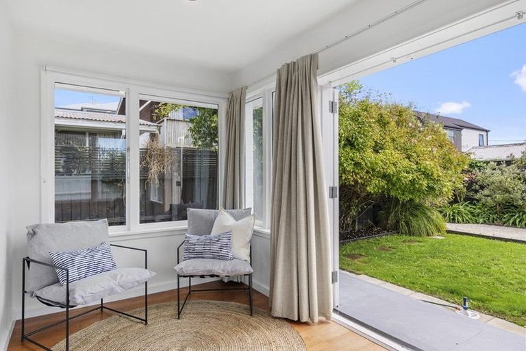 Photo of property in 141 Packe Street, Edgeware, Christchurch, 8013