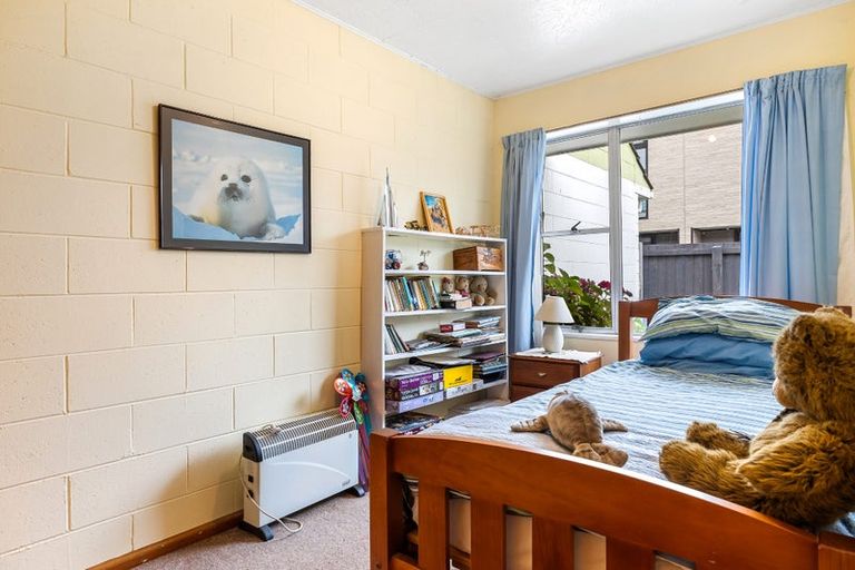 Photo of property in 2/22 Clive Street, Phillipstown, Christchurch, 8011