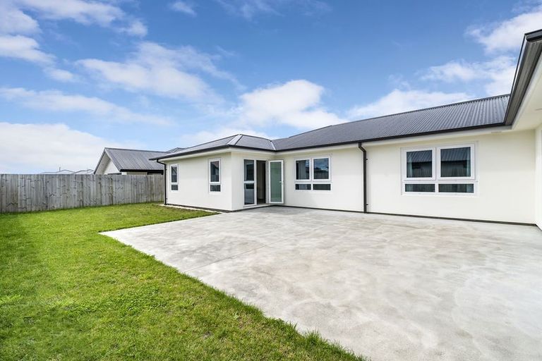 Photo of property in 19a Lewis Crescent, Rolleston, 7614