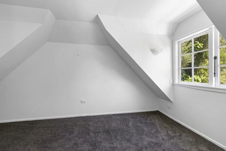 Photo of property in 128 Manuka Street, Stokes Valley, Lower Hutt, 5019