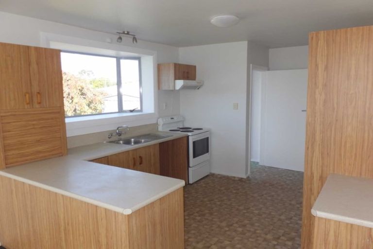 Photo of property in 2 Carbine Place, Sockburn, Christchurch, 8042