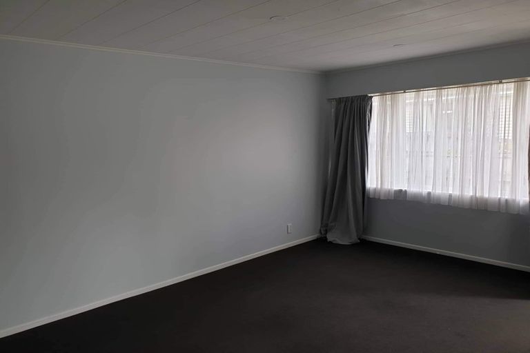 Photo of property in 1/54 Martin Street, Wallaceville, Upper Hutt, 5018