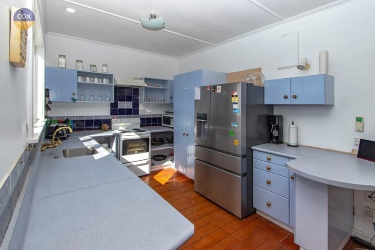 Photo of property in 99 Wellesley Road, Napier South, Napier, 4110