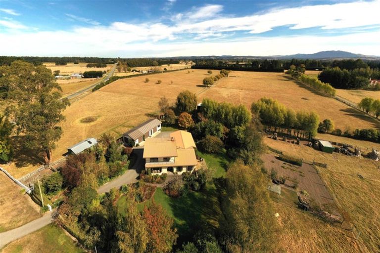 Photo of property in 446 Terrace Road, Sefton, Amberley, 7481