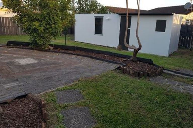 Photo of property in 48 Sharland Avenue, Manurewa, Auckland, 2102