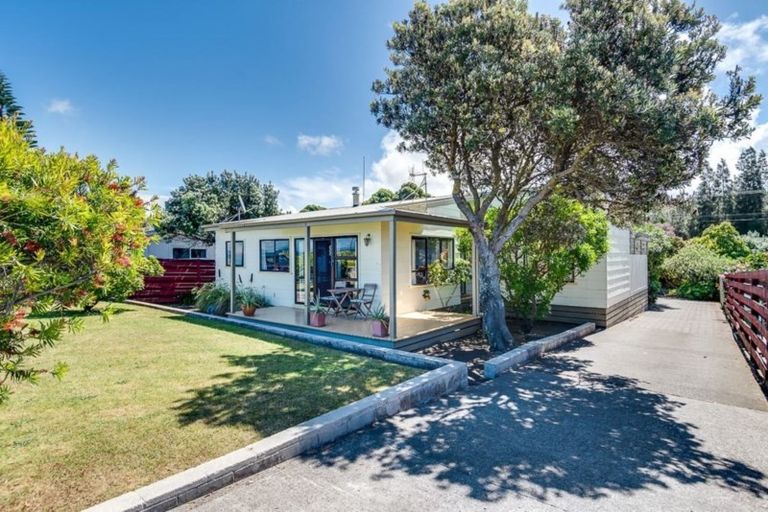 Photo of property in 228 Whirinaki Road, Eskdale, Napier, 4182