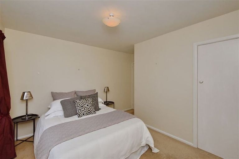 Photo of property in 8 Parkinson Place, Ilam, Christchurch, 8041