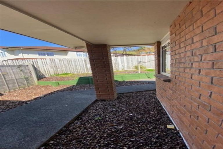 Photo of property in 5 Landvale Court, Browns Bay, Auckland, 0630
