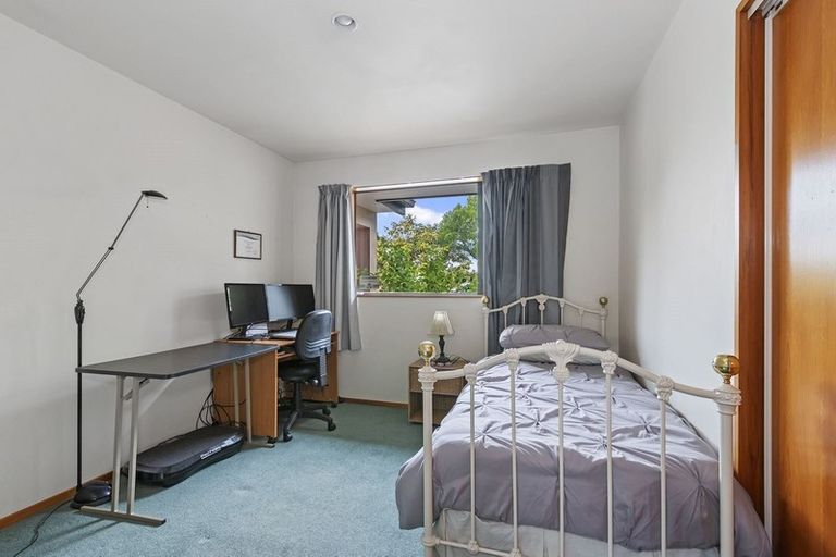 Photo of property in 6 Empress Place, Halswell, Christchurch, 8025