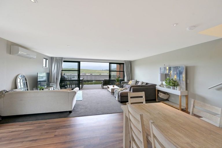 Photo of property in 29b Rannoch Drive, Jacks Point, Queenstown, 9371