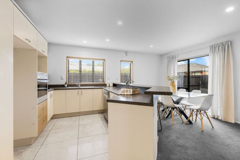 Photo of property in 1/111 Lincoln Road, Addington, Christchurch, 8024