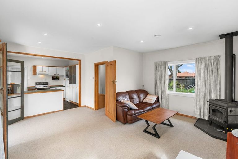 Photo of property in 144 Yaldhurst Road, Sockburn, Christchurch, 8042